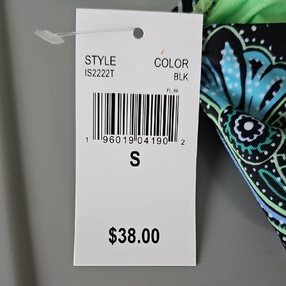 Vibrant Green and Black Women's Bikini Top - Picture 4 of 4